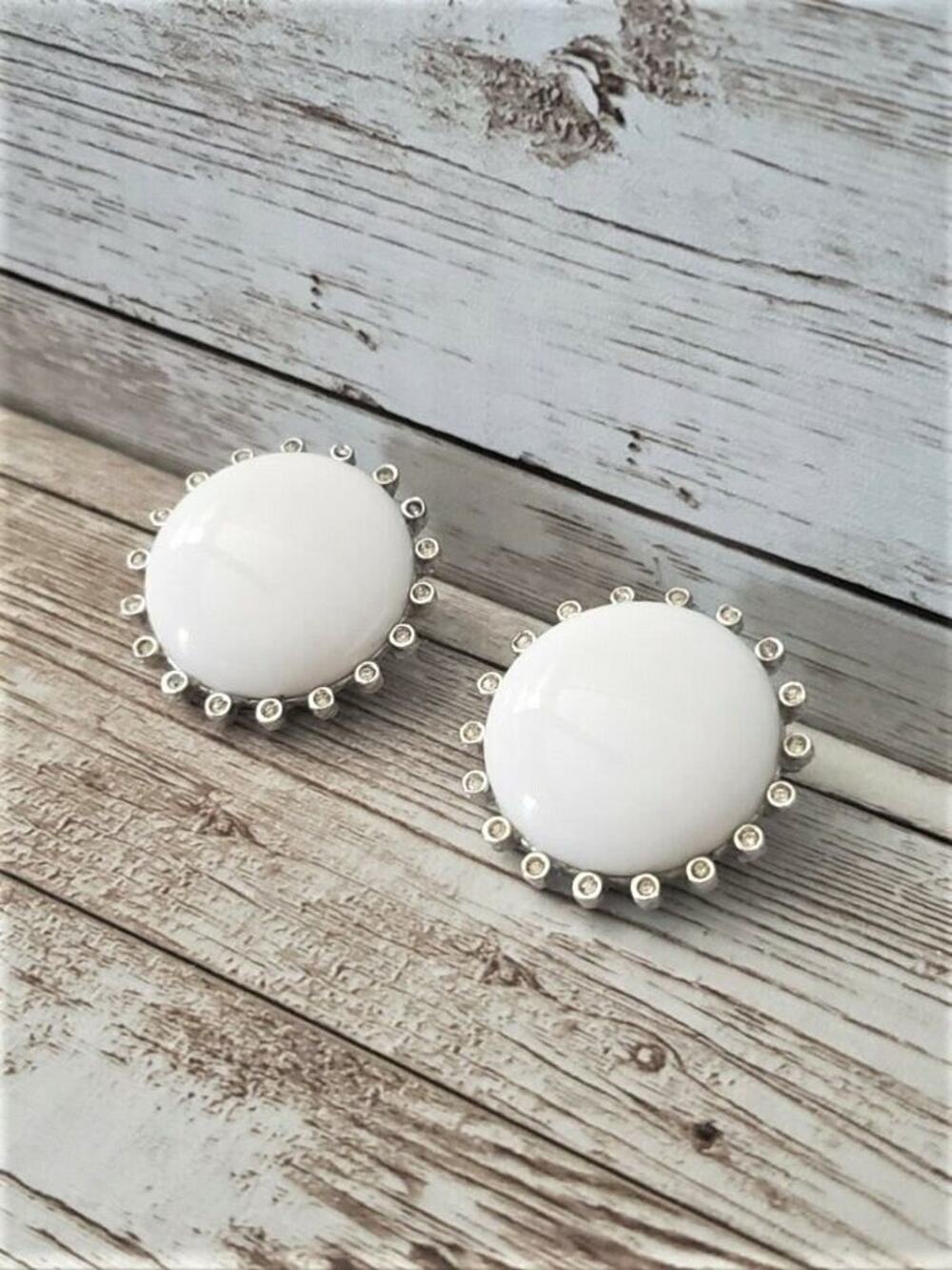 Vintage Marvella Clip On Earrings - White Circle With Halo